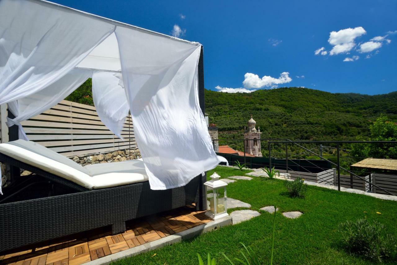 Chalet In Liguria Villa Vasia Bagian luar foto